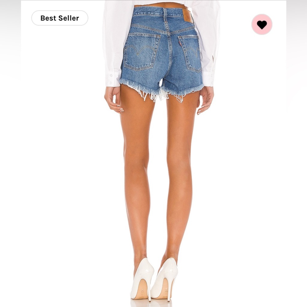 Revolve | Levi’s 501 Original Short - Athen’s Mid Short - Size: 26 - Picture 2 of 6